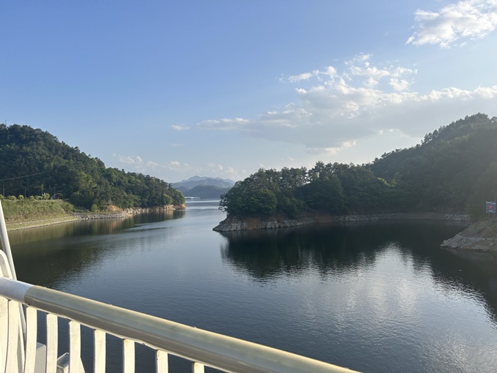 【徒步| 杭州市淳安县千岛湖】别致·千岛湖｜圆梦亲水帆船，假期限定轻奢旅行照片 3