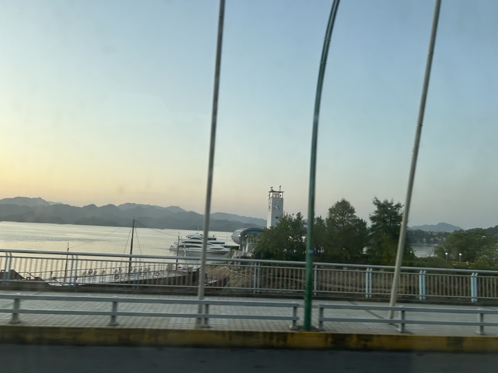 【徒步| 杭州市淳安县千岛湖】别致·千岛湖｜圆梦亲水帆船，假期限定轻奢旅行照片 10