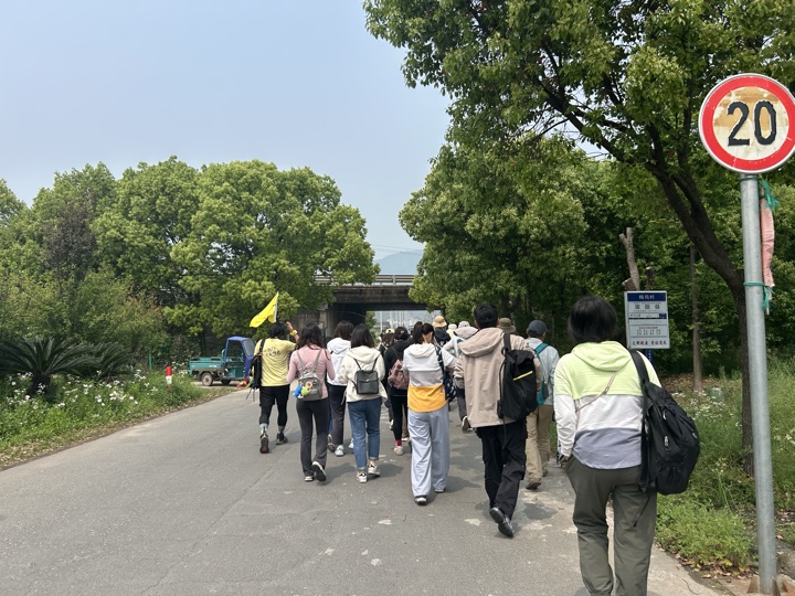 【徒步| 绍兴上虞区上浦镇梅坞村】夏至·梅坞古道｜邂逅碧蓝澄湖，夏日气息旅行照片 2