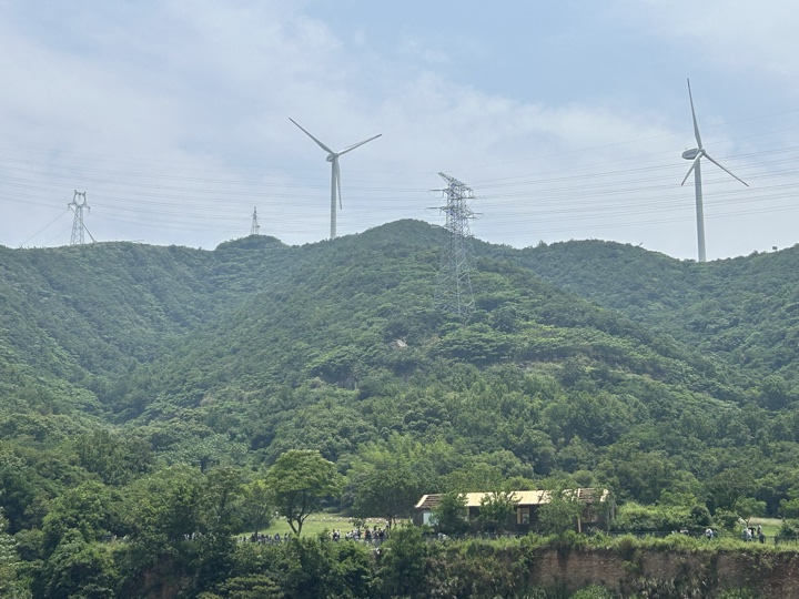 【徒步| 浙江省舟山市定海区岑港街道马目村】风车之旅·海上雏菊｜风车公路，赏马目花海旅行照片 19